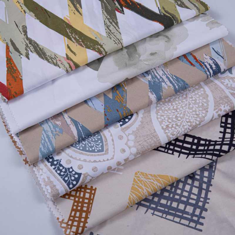 Ihoystävällinen polyesteridispersiopainatuskangas